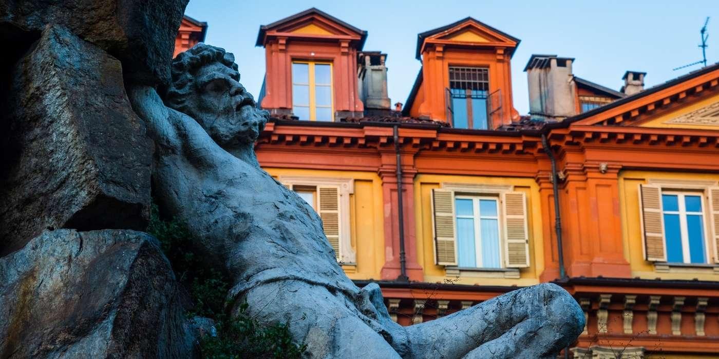 Piazza Statuto, where dark forces of the esoteric Turin focus 
